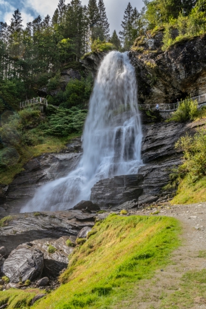 2025-08-18-15-11-05-NZ7_0598